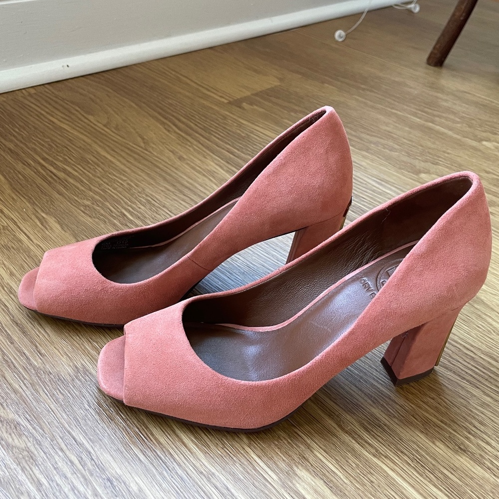 New Fabulous Tory Burch Heels in Size 6